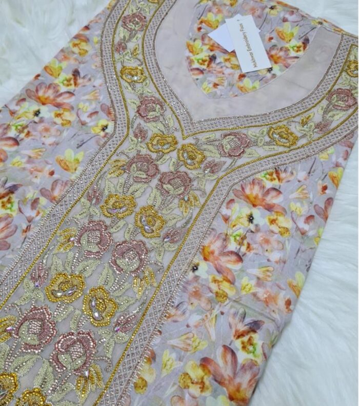 EMBROIDERY AND STONEWORK MUKHAWAR Cloth